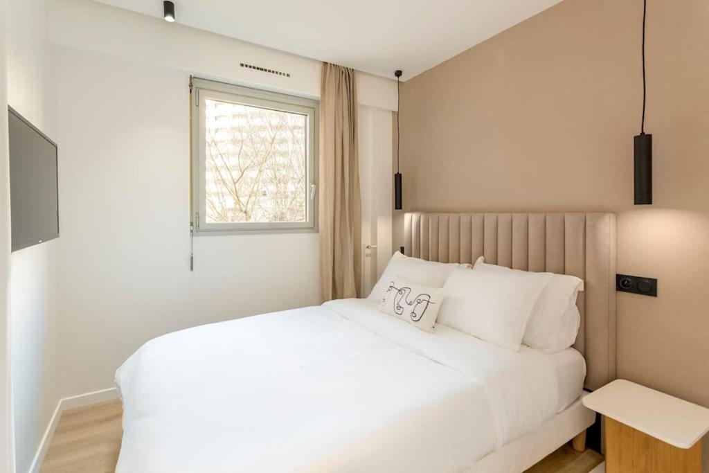 Luxurious 3 Min Walk From Eiffel Tower Διαμέρισμα Παρίσι Εξωτερικό φωτογραφία